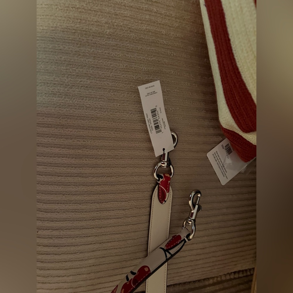 Coach Strap With Cherry Print nwt - Picture 3 of 6